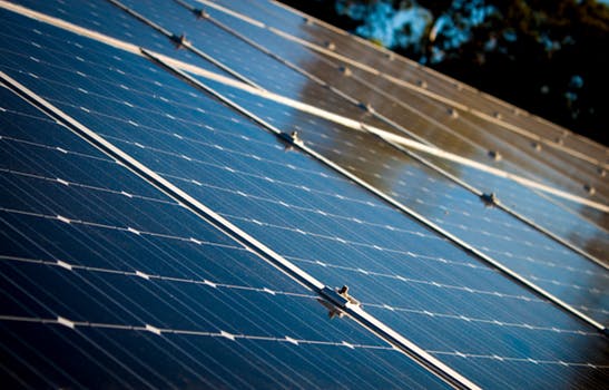 Commercial solar panels for business